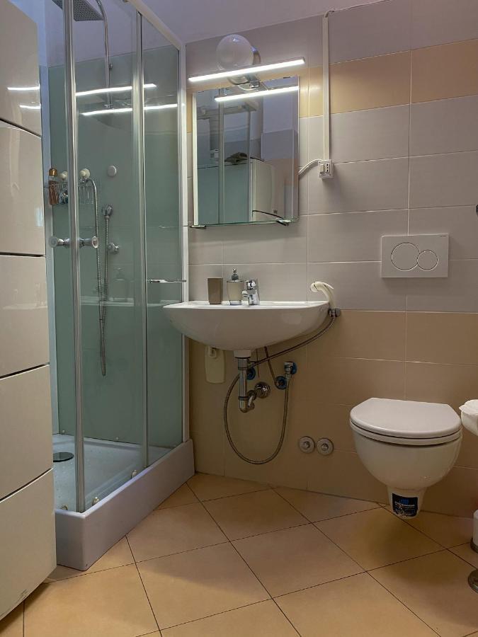 Villa Ghisolfa By Rhospitality It กอร์นาเรโด ภายนอก รูปภาพ